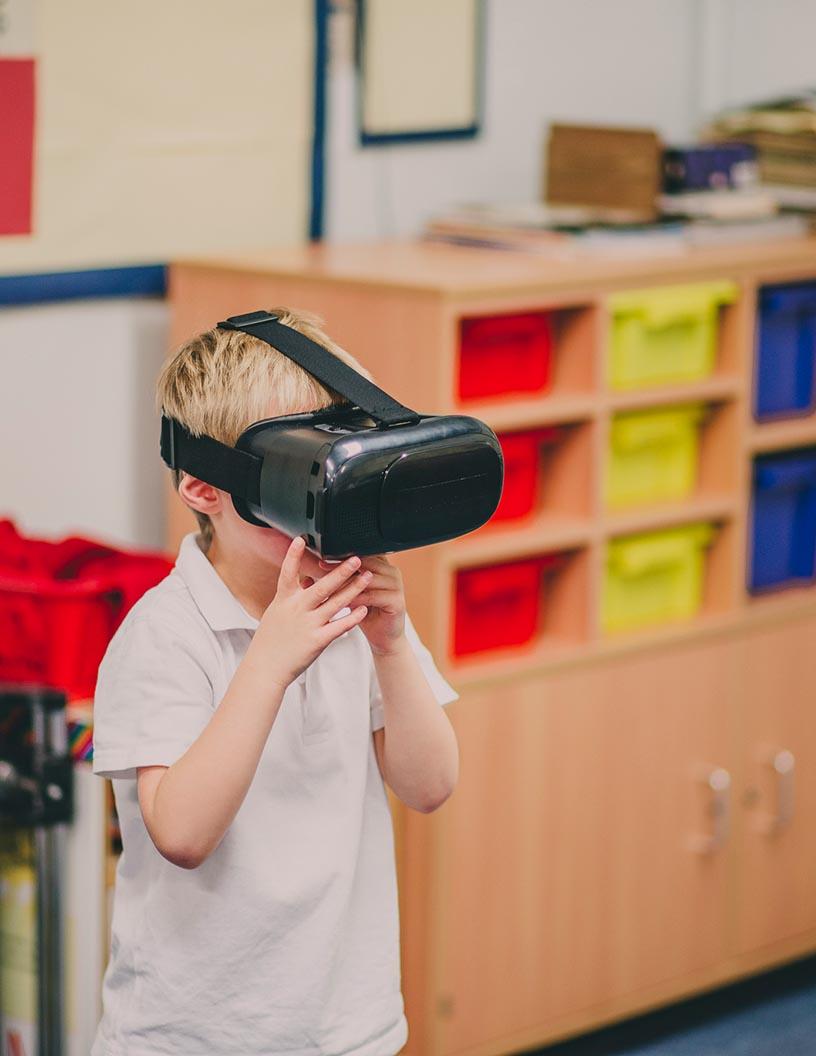 Virtual Reality Market in Education Sector Analysis North America, Europe, APAC, South America, Middle East and Africa - US, UK, Germany, China, Australia - Size and Forecast 2024-2028
