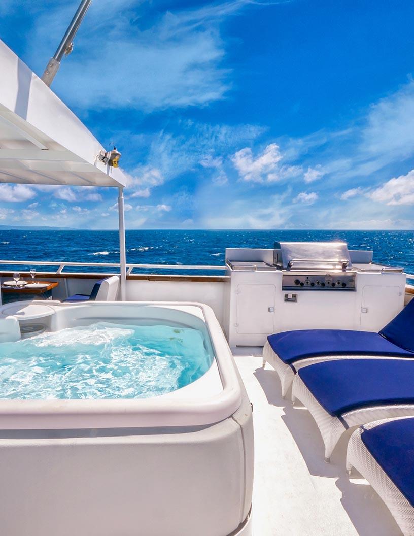 Luxury Yacht Market Analysis Europe, APAC, North America, South America, Middle East and Africa - US, Germany, China, UK, Japan - Size and Forecast 2024-2028