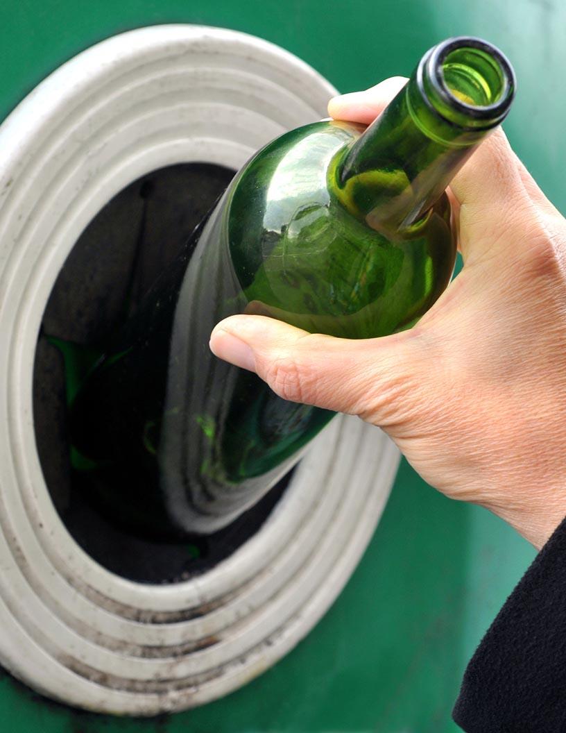 Glass Recycling Market Analysis, Size, and Forecast 2025-2029: Europe (France, Germany, Italy, UK), APAC (China, India, Japan, South Korea), North America (US and Canada), Middle East and Africa , and South America